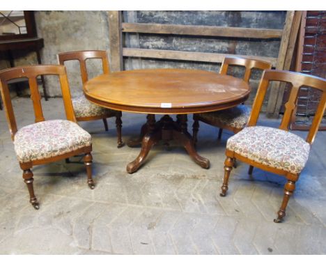  Sale Item:    MAHOGANY PEDESTAL TABLE & 4 CHAIRS  Vat Status:   No Vat   Buyers Premium:  This lot is subject to a Buyers Pr