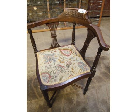  Sale Item:    CORNER CHAIR   Vat Status:   No Vat   Buyers Premium:  This lot is subject to a Buyers Premium of 15% + Vat @ 
