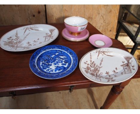  Sale Item:    BOX BELLS SCOTTISH CERAMICS   Vat Status:   No Vat   Buyers Premium:  This lot is subject to a Buyers Premium 