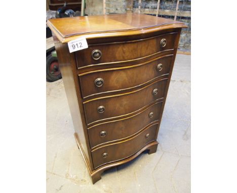  Sale Item:    SMALL REPRO 5 DRAWER SERPINTINE CHEST  Vat Status:   No Vat   Buyers Premium:  This lot is subject to a Buyers