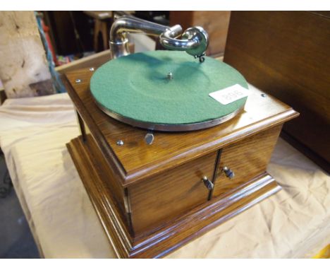  Sale Item:    ZONOPHONE HORN LESS GRAMOPHONE   Vat Status:   No Vat   Buyers Premium:  This lot is subject to a Buyers Premi