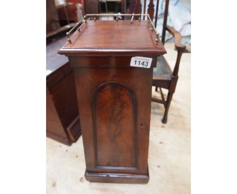  Sale Item:    VICTORIAN POT CUPBOARD   Vat Status:   No Vat   Buyers Premium:  This lot is subject to a Buyers Premium of 15