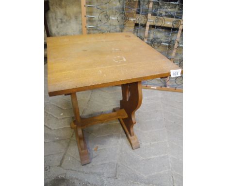  Sale Item:    OAK TABLE   Vat Status:   No Vat   Buyers Premium:  This lot is subject to a Buyers Premium of 15% + Vat @ 20%