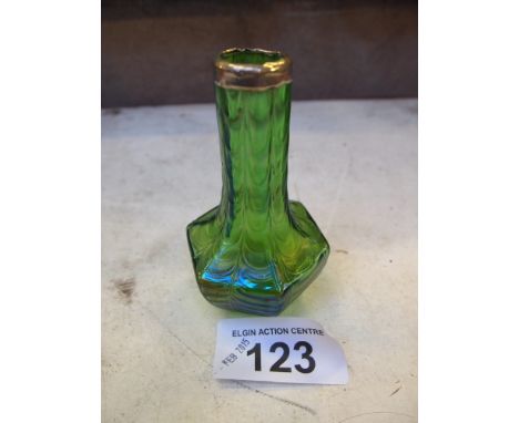  Sale Item:    ART NOUVEAU BUD VASE   Vat Status:   No Vat   Buyers Premium:  This lot is subject to a Buyers Premium of 15% 