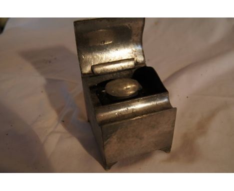  Sale Item:    PEWTER INKWELL   Vat Status:   No Vat   Buyers Premium:  This lot is subject to a Buyers Premium of 15% + Vat 