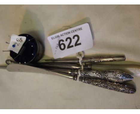  Sale Item:    SILVER BUTTON HOOKS SHOE HORN PEN & PIN CUSHION  Vat Status:   No Vat   Buyers Premium:  This lot is subject t