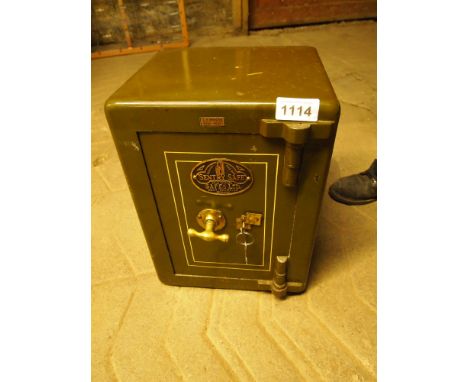 Sale Item:    SMALL SAFE- KEYS IN OFFICE   Vat Status:   No Vat   Buyers Premium:  This lot is subject to a Buyers Premium o