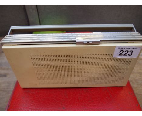  Sale Item:    BANG & OLUFSEN RADIO   Vat Status:   No Vat   Buyers Premium:  This lot is subject to a Buyers Premium of 15% 