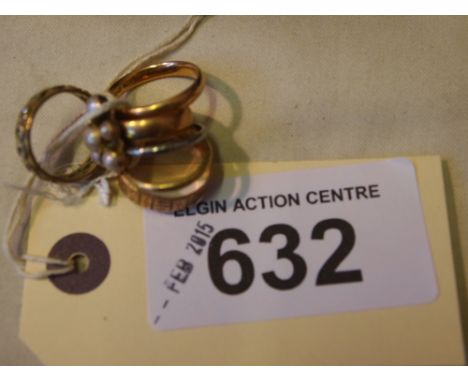  Sale Item:    6 RINGS (5 GOLD)   Vat Status:   No Vat   Buyers Premium:  This lot is subject to a Buyers Premium of 15% + Va