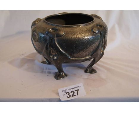  Sale Item:    4 LEGGED PEWTER BOWL (AF)   Vat Status:   No Vat   Buyers Premium:  This lot is subject to a Buyers Premium of
