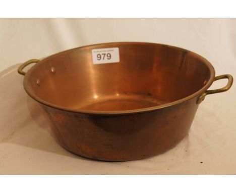  Sale Item:    BRASS BERRY PAN   Vat Status:   No Vat   Buyers Premium:  This lot is subject to a Buyers Premium of 15% + Vat