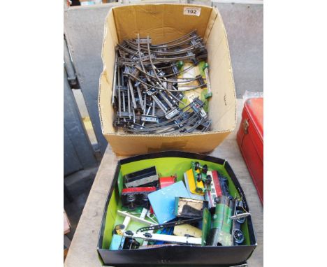  Sale Item:    HORNBY MECCANO CLOCKWORK TRAIN SET & ACCESSORIES  Vat Status:   No Vat   Buyers Premium:  This lot is subject 