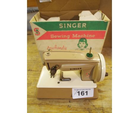  Sale Item:    SINGER SEW HANDY 40K SEWING MACHINE  Vat Status:   No Vat   Buyers Premium:  This lot is subject to a Buyers P