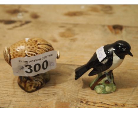  Sale Item:    BESWICK HAGGIS & STONECHAT BIRD   Vat Status:   No Vat   Buyers Premium:  This lot is subject to a Buyers Prem