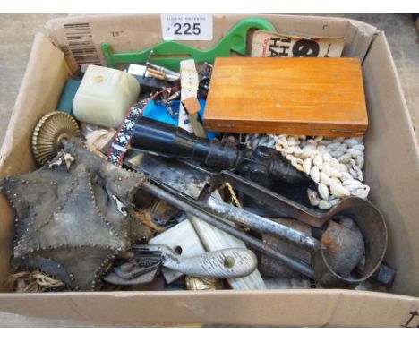  Sale Item:    BOX LOT SHEEP SHEARS & MISC   Vat Status:   No Vat   Buyers Premium:  This lot is subject to a Buyers Premium 