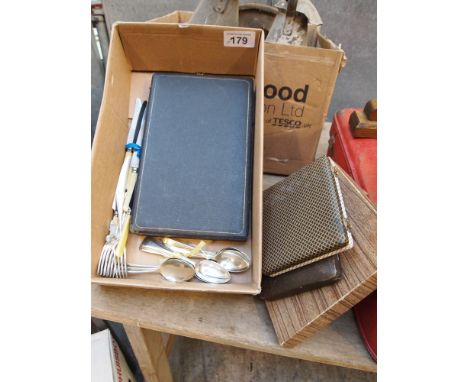  Sale Item:    BOXED & LOOSE CUTLERY   Vat Status:   No Vat   Buyers Premium:  This lot is subject to a Buyers Premium of 15%