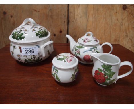  Sale Item:    PORTMERRION TEA SERVICE & TUREEN   Vat Status:   No Vat   Buyers Premium:  This lot is subject to a Buyers Pre
