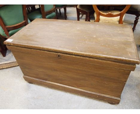  Sale Item:    TRUNK- KEY IN OFFICE   Vat Status:   No Vat   Buyers Premium:  This lot is subject to a Buyers Premium of 15% 