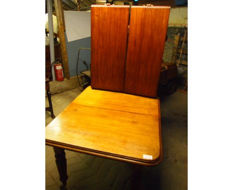  Sale Item:    MAHOGANY EXTENDING TABLE C/W 2 LEAVES  Vat Status:   No Vat   Buyers Premium:  This lot is subject to a Buyers