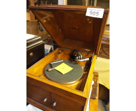  Sale Item:    HMV 106 TABLE GRAMOPHONE   Vat Status:   No Vat   Buyers Premium:  This lot is subject to a Buyers Premium of 