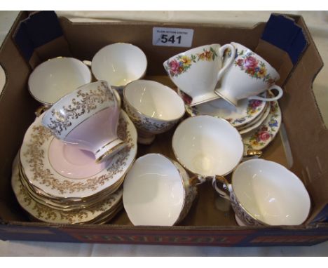  Sale Item:    BOX TEAWARE   Vat Status:   No Vat   Buyers Premium:  This lot is subject to a Buyers Premium of 15% + Vat @ 2