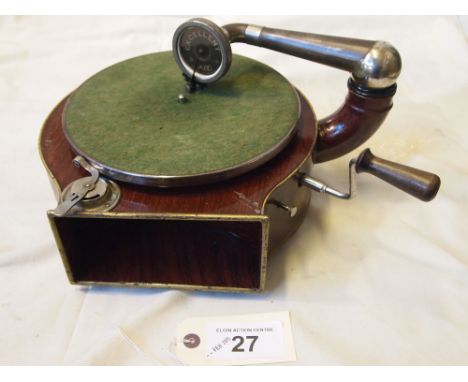  Sale Item:    APC EXCELLENT ROUND METAL GRAMOPHONE  Vat Status:   No Vat   Buyers Premium:  This lot is subject to a Buyers 