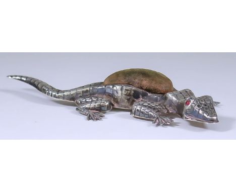 An Edward VII Silver Lizard Pattern Pin Cushion, by Crisford &amp; Norris Ltd, Birmingham 1906, with textured body and caboch