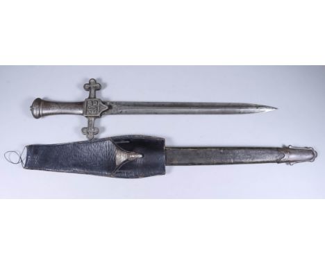 A Good Victorian Bandsman's Gladius, 13ins bright steel double-edged blade, steel hilt, pommel and cross guard bearing Royal 