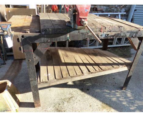HEAVY STEEL FRAMED WORK BENCH WIDTH 1400mm DEPTH 740mm HEIGHT 900mm