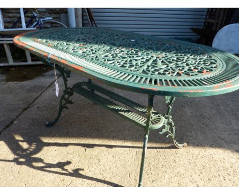 CAST METAL GARDEN TABLE LENGTH 1420mm WIDTH 810mm HEIGHT 720mm