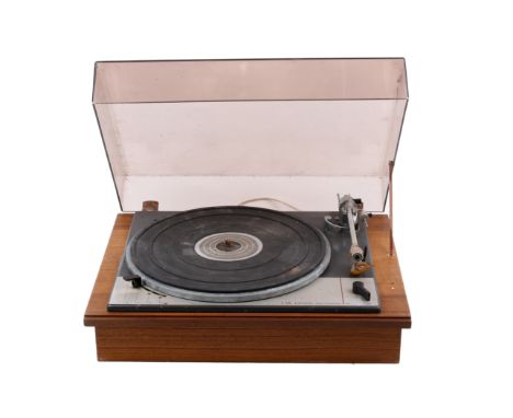 A vintage Lenco L75 turntable record deck. Comes with a Shure Dynetic cartridge M44-7 boxed. H15cm x W46cm x D35cm