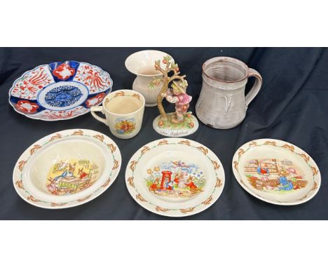 Selection of pottery to include Royal Doulton Bunnykins bowl, mug, plate, hummel figure a/f, studio pottery mug etc 
