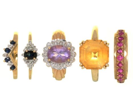 FIVE GEM SET 9CT GOLD RINGS, INCLUDING TWO SAPPHIRE AND DIAMOND RINGS, 12G, SIZE L - S++LIGHT WEAR CONSISTENT WITH AGE 