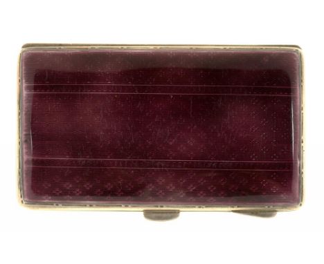 AN EDWARD VII SILVER AND PURPLE GUILLOCHE ENAMEL CIGARETTE CASE, 9 CM W, BIRMINGHAM 1909, 3OZS++GOOD CONDITION FOR AGE AND US