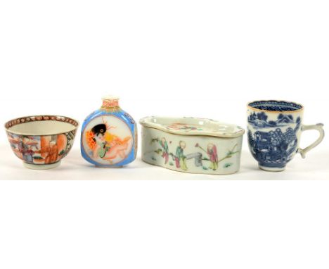 A CHINESE PORCELAIN FAMILLE ROSE TEA BOWL, DECORATED WITH A 'MANDARIN' PATTERN, 7.5CM D, C1780, A CONTEMPORARY CHINESE BLUE A