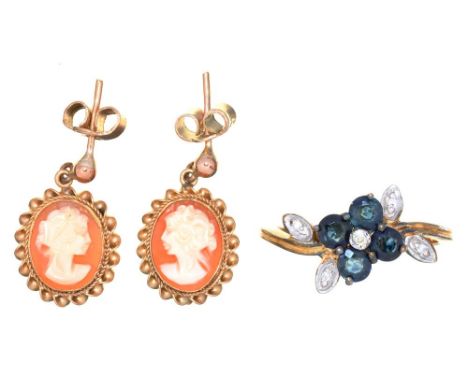 A PAIR OF SHELL CAMEO EARRINGS IN 9CT GOLD AND A SILVER GILT RING ++LIGHT WEAR CONSISTENT WITH AGE 