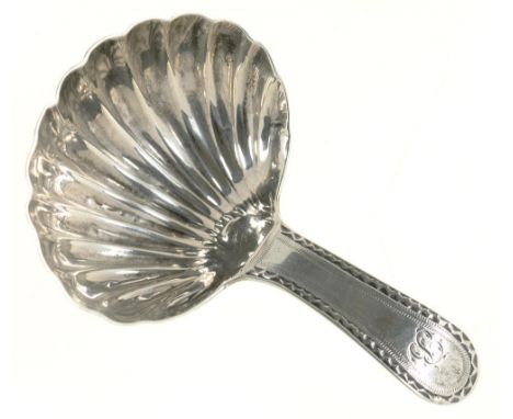 A GEORGE III SILVER CADDY SPOON, 7.5 CM L, LONDON 1802, 7DWTS++GOOD CONDITION FOR AGE AND USE