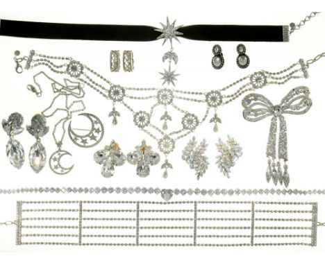 A QUANTITY OF BUTLER AND WILSON JEWELLERY, MOONS AND STARS ETC, COMPRISING TWO COLLARS, THREE NECKLACES, TWO BROOCHES AND FIV