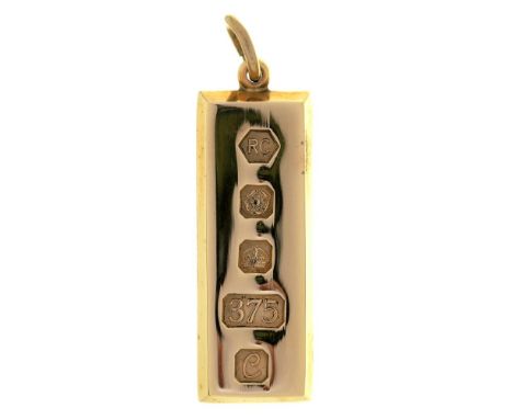 A 9CT GOLD INGOT PENDANT, SHEFFIELD 1977, 30.5G++GOD CONDITION WITH SOME LIGHT SURFACE WEAR 