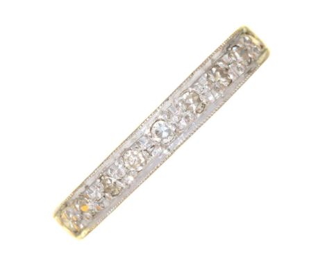 A DIAMOND RING IN 18CT GOLD, 3G, SIZE N++IN GOOD CONDITION