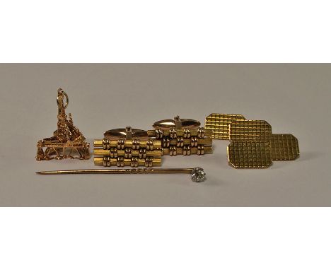 A pair of 14ct gold gentlemen's cufflinks, formed as three reeded bars, approx 12.8g, together with a pair of 18ct gold cuffl