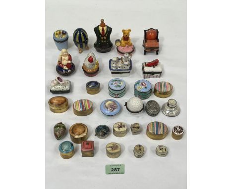 A collection of ceramic and other pill boxes, bonbonnieres etc.