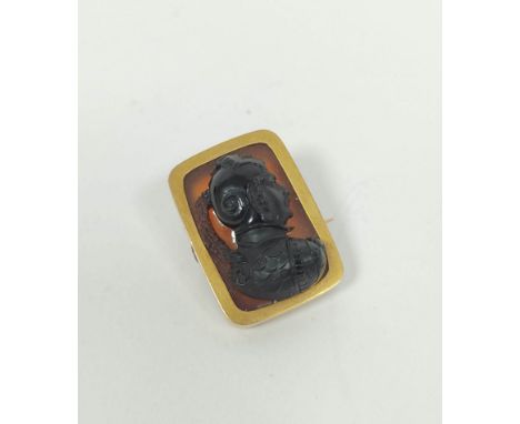 Georgian gold brooch with rectangular carnelian carved in high relief, with a moustachioed military portrait, 23mm x 15.5mm. 