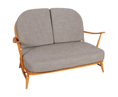 LUCIAN ERCOLONI for ERCOL, a 2-seater model 204 stick-back sofa, with beech frame and grey wool upholstery, length 134cm, hei