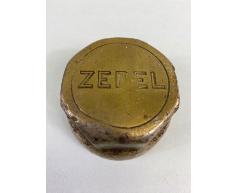 Vintage Car Motor Vehicle threaded brass hub cap relating to Zedel motors,  approximately 6.5cm across