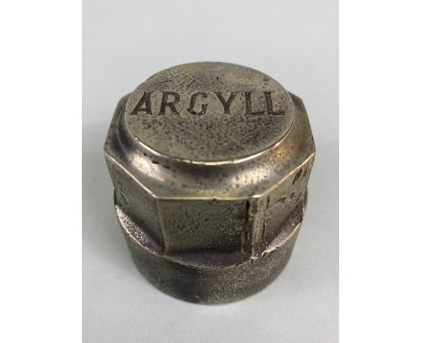 Vintage Car Motor Vehicle threaded brass hub cap relating to Argyll motors,  approximately 5.5cm across