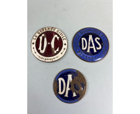 French DAS badges, 2 round enamel badges for La Defense Automobile et Sportive in blue and white and one red and white DC bad