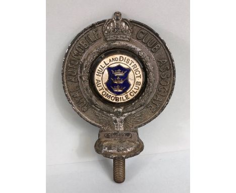 RAC Associate Members bar badge for Hull and District automobile Club number F19497 to front and  Fry s Die casting to revers