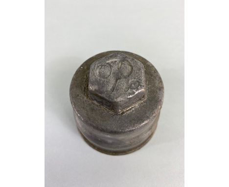 Vintage Car Motor Vehicle threaded alloy hub cap  with the letter R in script,  approximately 7cm across