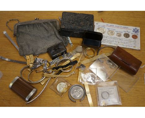 Chain mail vintage bag, papier-mâché box, snuff box, coinage &amp; others 